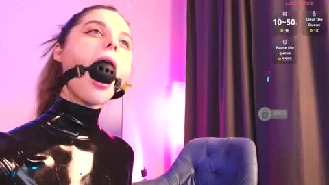 Snapshot of sonia__rose chatting on 02.24.25 Sonia online show from 02.24.25