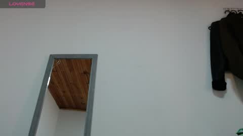 Snapshot of sonialatin69 chatting on 04.17.26 sonialatin69 online show from 04.17.26