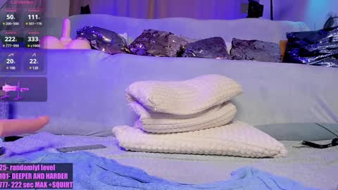 Sonya    online show from 01.22.25