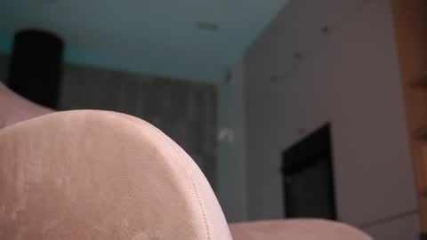 Sofia  online show from 09.13.25