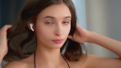 Eva 3 online show from 10.14.25