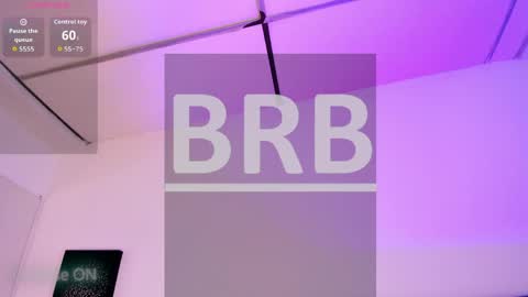 Snapshot of sophi_leone_ chatting on 04.08.26 sophi Leone online show from 04.08.26