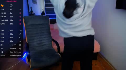 Snapshot of sophia__olsen chatting on 12.14.24 sophia__olsen online show from 12.14.24