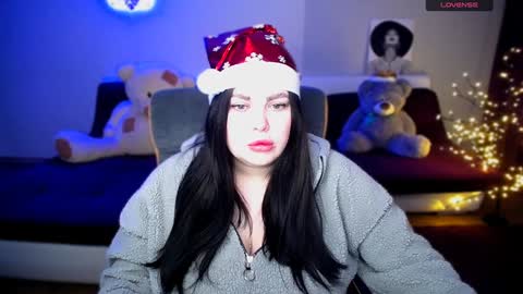 Snapshot of sophia__olsen chatting on 12.22.24 sophia__olsen online show from 12.22.24