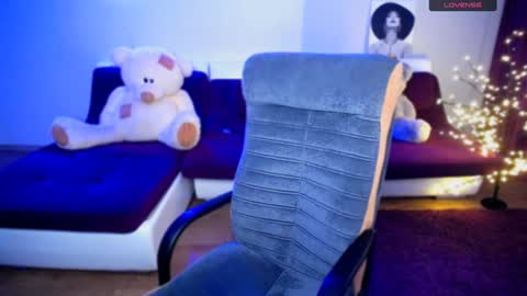 Snapshot of sophia__olsen chatting on 12.22.24 sophia__olsen online show from 12.22.24