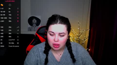 Snapshot of sophia__olsen chatting on 02.09.25 sophia__olsen online show from 02.09.25