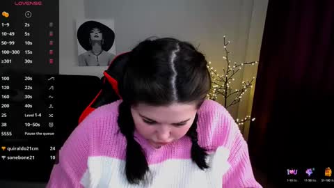 Snapshot of sophia__olsen chatting on 02.12.25 sophia__olsen online show from 02.12.25