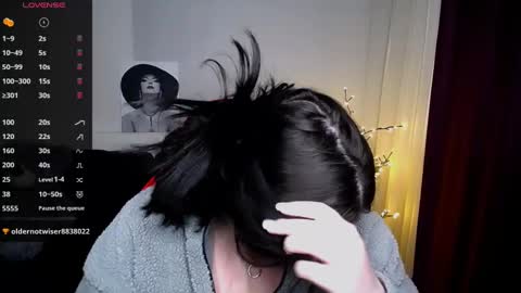 Snapshot of sophia__olsen chatting on 02.15.25 sophia__olsen online show from 02.15.25