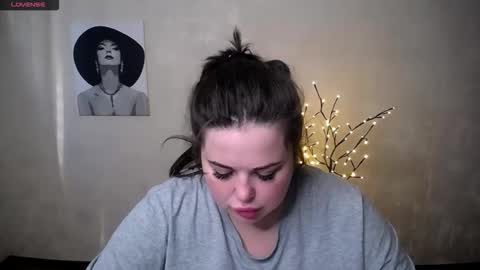 Snapshot of sophia__olsen chatting on 09.22.25 sophia__olsen online show from 09.22.25