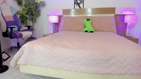sophia_duarte_ online show from 04.22.26