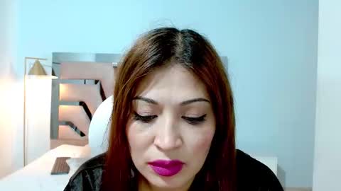 Snapshot of sophia_hadid chatting on 01.22.25 Sophia online show from 01.22.25