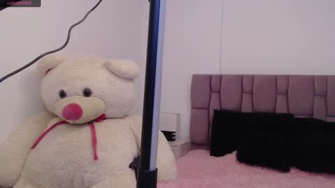 Snapshot of sophia_karsonn chatting on 01.17.25 Sophia Carson online show from 01.17.25