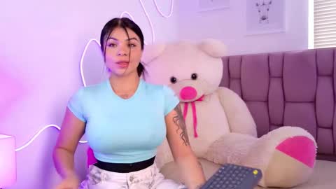 Snapshot of sophia_karsonn chatting on 10.05.25 Sophia Carson online show from 10.05.25