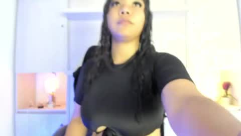  S O P H I A  online show from 04.14.26