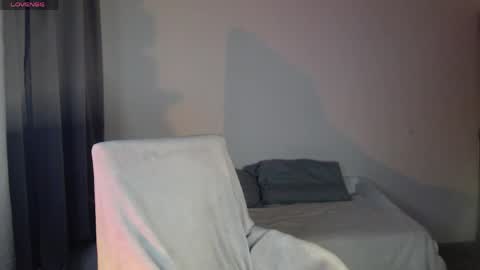 Snapshot of sophia_whispers chatting on 04.27.26 Sophia online show from 04.27.26