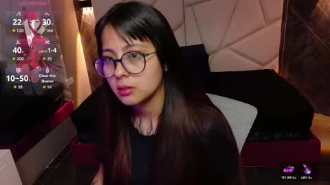 Sophi  online show from 10.20.25