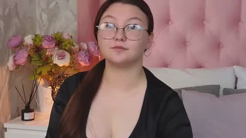 SophiaBelle online show from 07.23.26