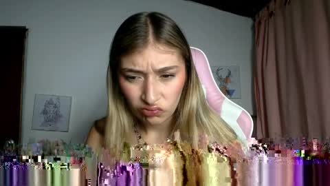 SophiaLee online show from 04.28.26