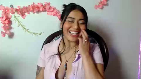 Snapshot of sophiadazza666 chatting on 10.21.25 sophia online show from 10.21.25