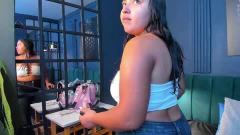 Sophia online show from 04.25.26