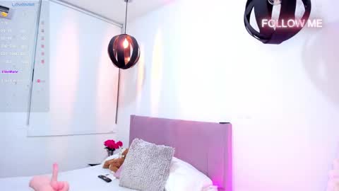 Snapshot of sophiamoon99 chatting on 01.17.25 Im Sophia Model Independent   Enjoy My videos here when Im Offline online show from 01.17.25