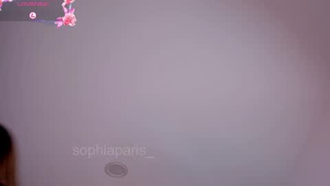 Snapshot of sophiaparis_ chatting on 02.27.26 sophiaparis_ online show from 02.27.26
