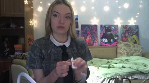 Snapshot of sophiasonata chatting on 01.13.25 SophiaSonata online show from 01.13.25