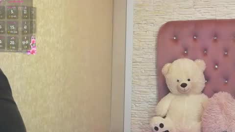 sophiastarr10 online show from 04.17.26