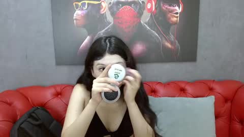 Snapshot of sophie_copers chatting on 04.28.26 S O P H I E online show from 04.28.26