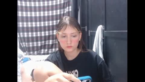 sophie online show from 10.12.25