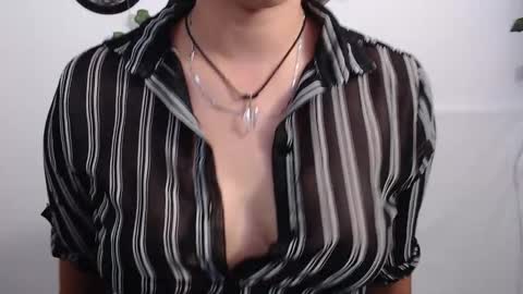 sophie_ross1 online show from 10.08.25