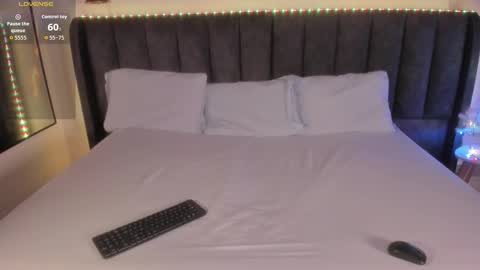 sophie_smith19 online show from 12.17.25