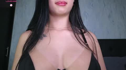  Sophie  online show from 04.11.26