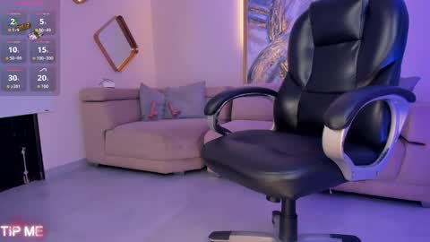 Sophie online show from 04.25.26