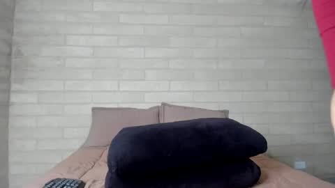 Snapshot of sophiebellucci chatting on 06.08.26 sophiebellucci online show from 06.08.26