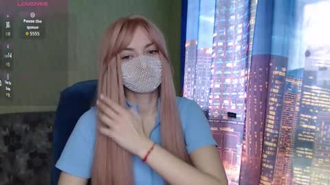 Sophie online show from 03.18.26