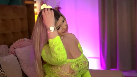 Sophie online show from 05.15.26