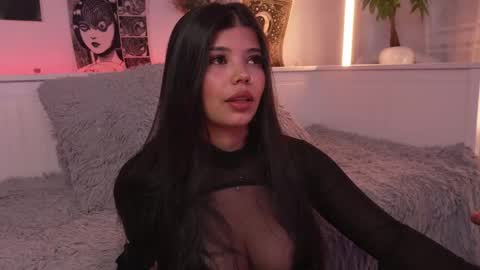 Sophiee  online show from 05.22.26