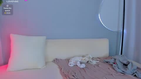 Sophie online show from 04.22.26