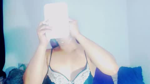 Snapshot of sophiehillsxo chatting on 02.06.26 sophiehillsxo online show from 02.06.26