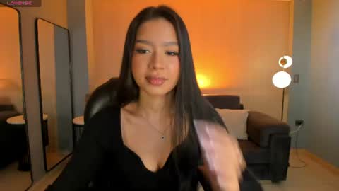 Sophie Houston online show from 06.09.26