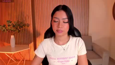 Sophie Houston online show from 06.12.26