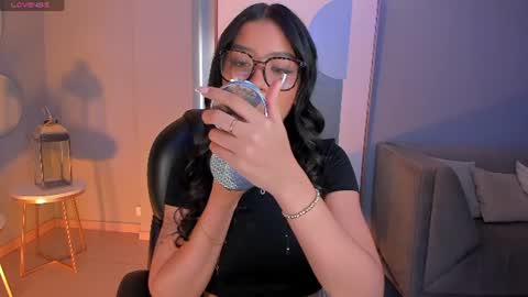 Sophie Houston online show from 06.13.26