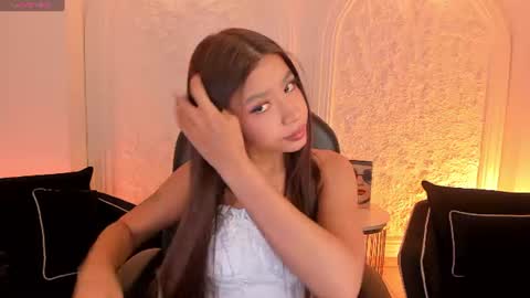 Sophie Houston online show from 07.17.26
