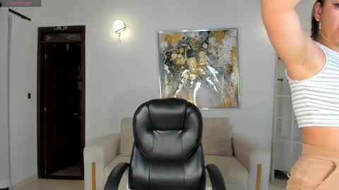 Sophie online show from 04.12.26