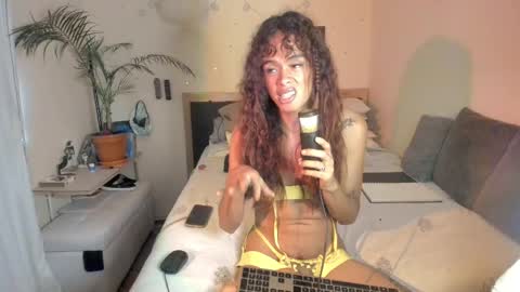 Snapshot of sophielondono21 chatting on 03.07.25 SofiTrans21 online show from 03.07.25