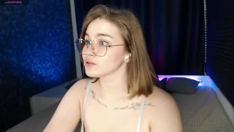 Sophie online show from 04.27.26
