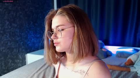 Sophie online show from 04.29.26