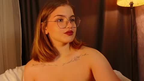 Sophie online show from 07.04.26