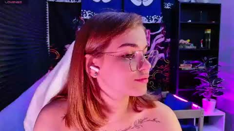 Sophie online show from 07.20.26